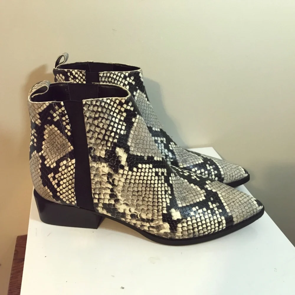 Marc Fisher Snakeskin print Vivica block heel boots